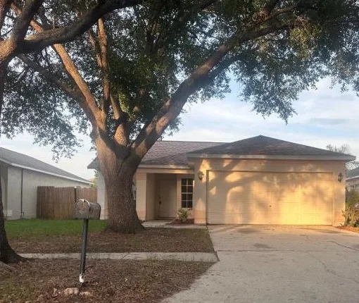 Front exterior of 1451 Mohrlake Drive in Brandon, Florida